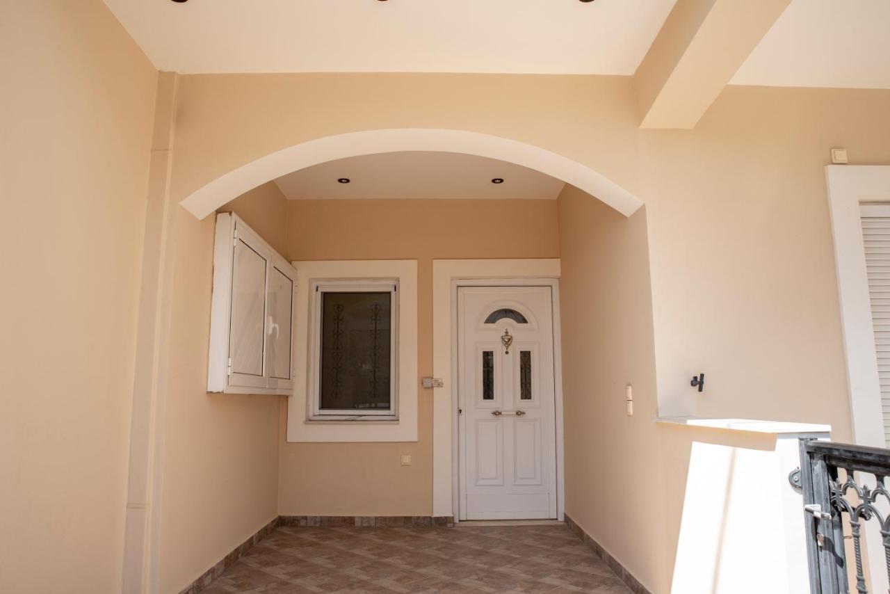 Mary'S Luxury Apartment Elaia. Лакония Экстерьер фото