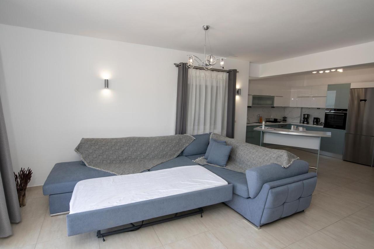 Mary'S Luxury Apartment Elaia. Лакония Экстерьер фото